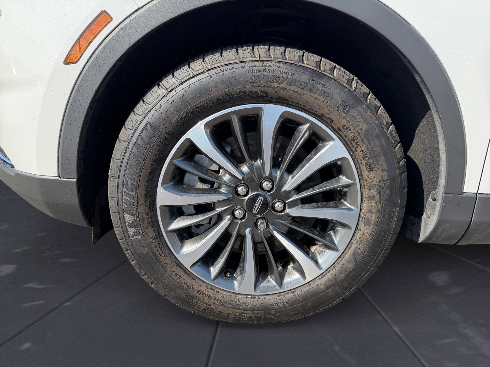 Certified 2023 Lincoln Nautilus FWD w/ Premium Package image 14