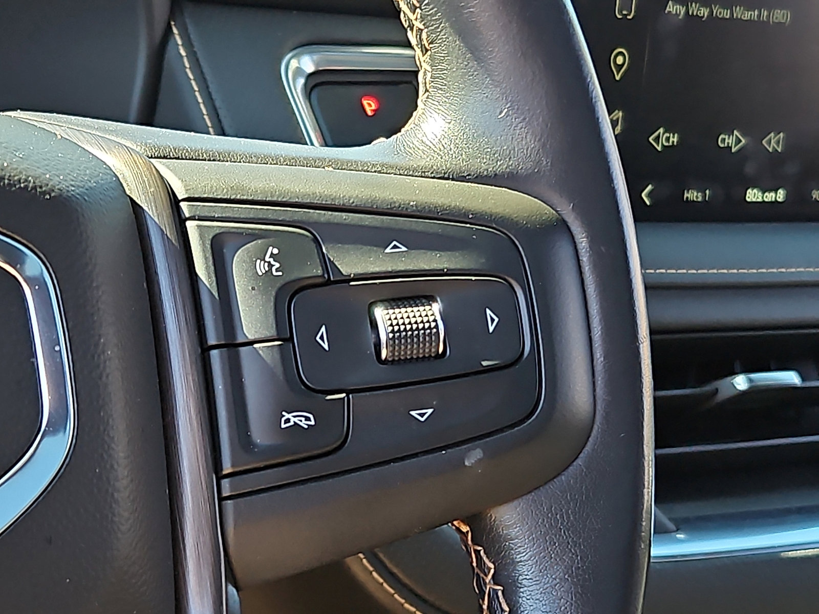 Used 2022 GMC Yukon AT4 image 23