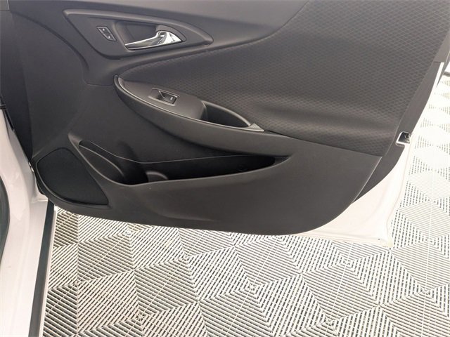 Used 2024 Chevrolet Malibu LT image 32