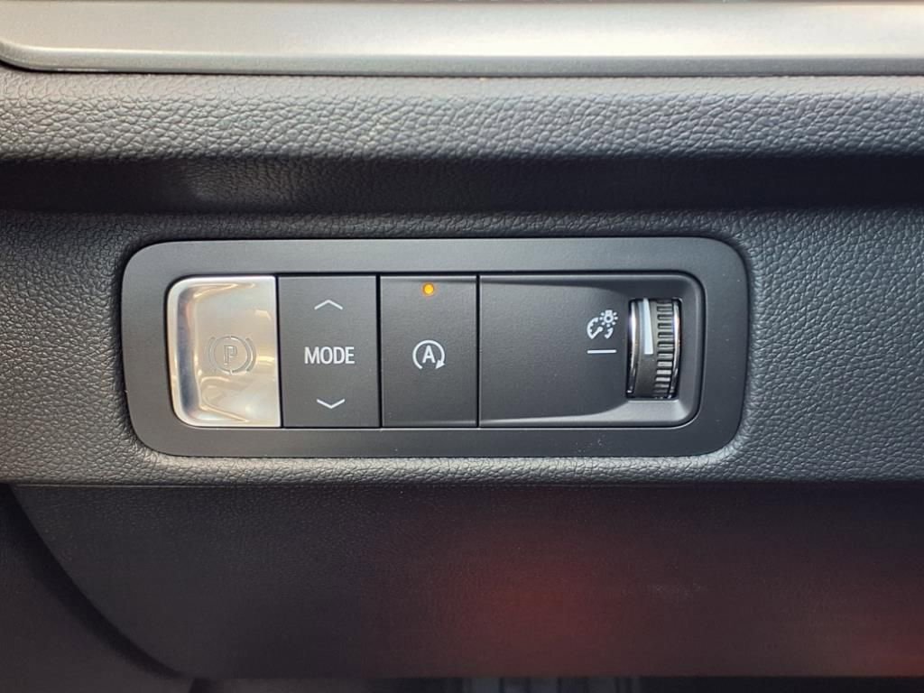 New 2026 Chevrolet Traverse LT w/ Enhanced Driving Package image 9