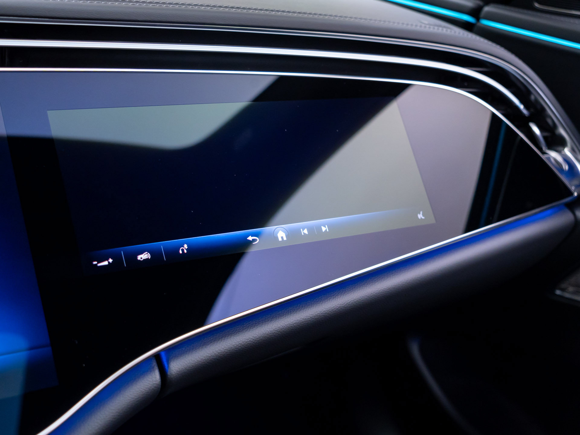 New 2027 Mercedes-Benz E 53 AMG e 4MATIC Sedan image 32