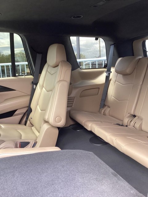 Used 2018 Cadillac Escalade Platinum image 35