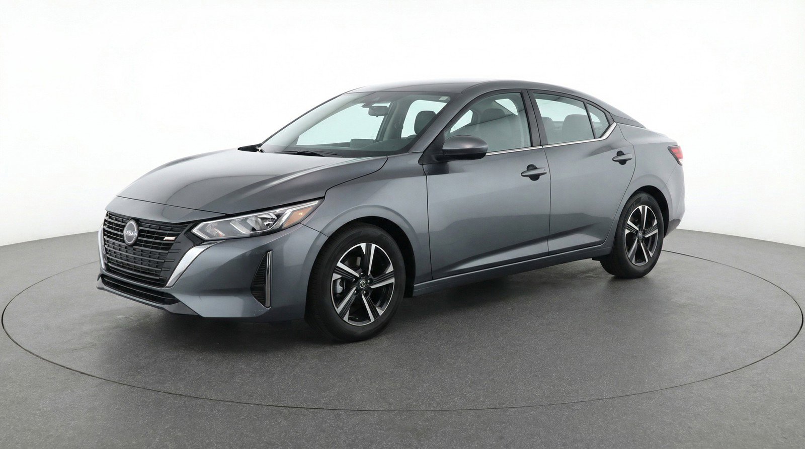 Used 2025 Nissan Sentra SV image 3