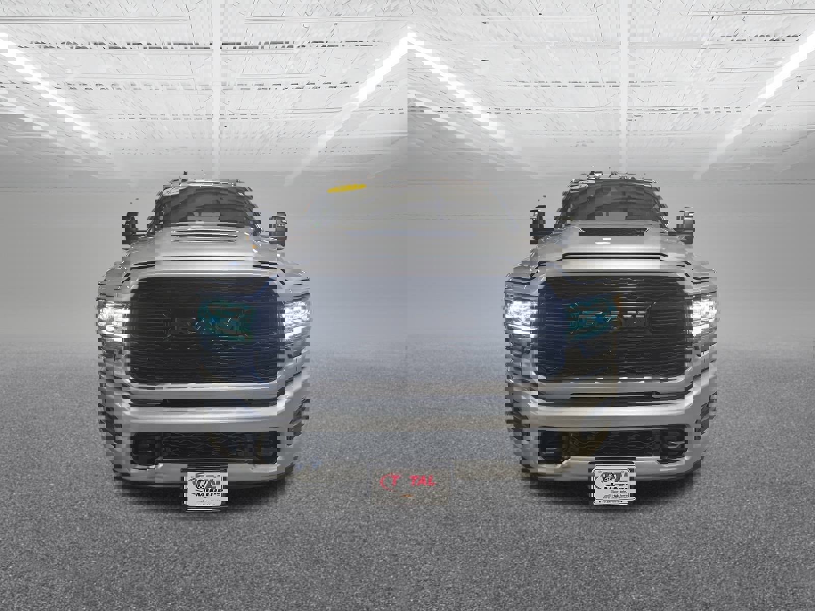 Used 2023 RAM 3500 Limited image 3