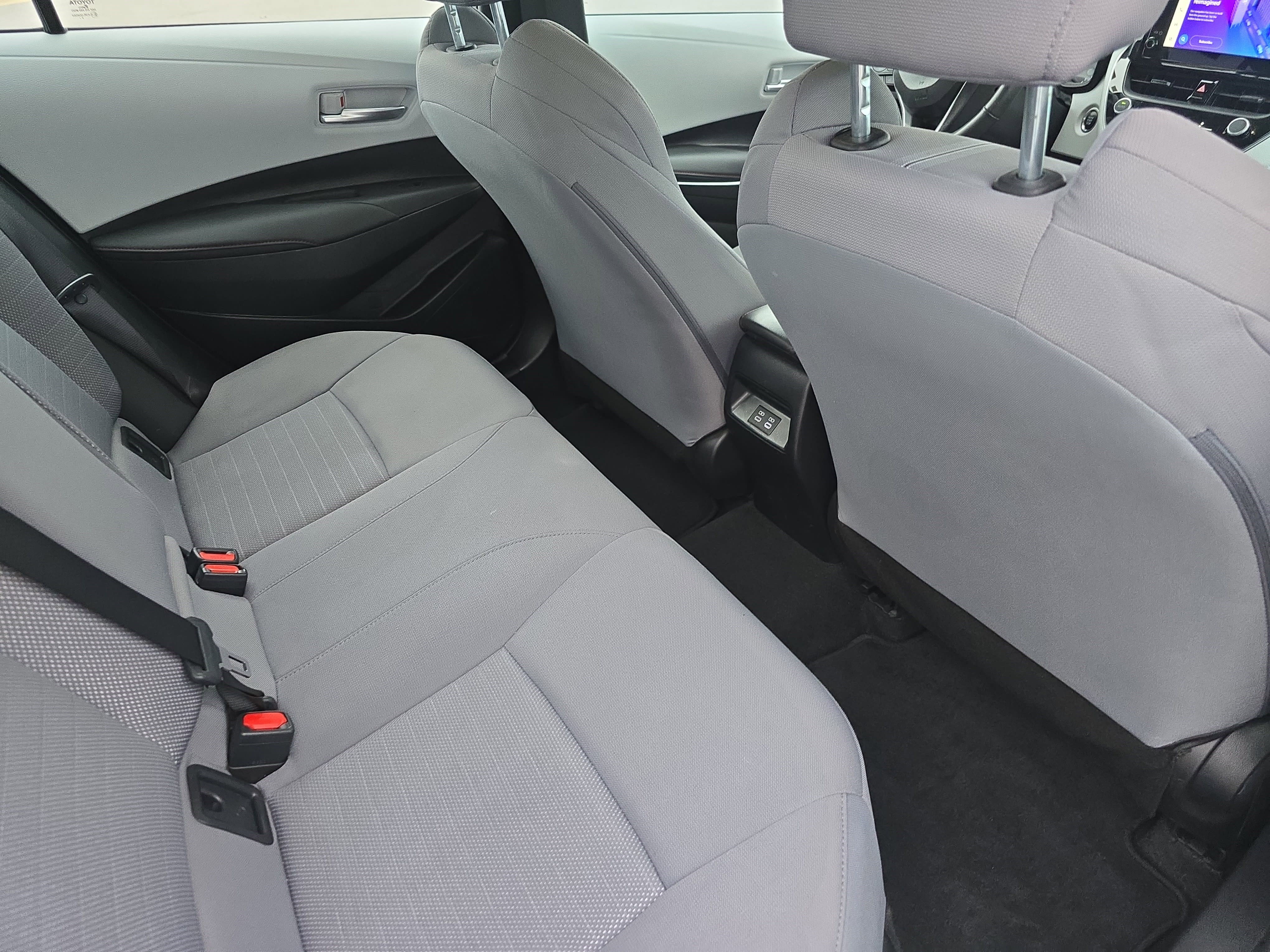 Used 2024 Toyota Corolla SE image 11