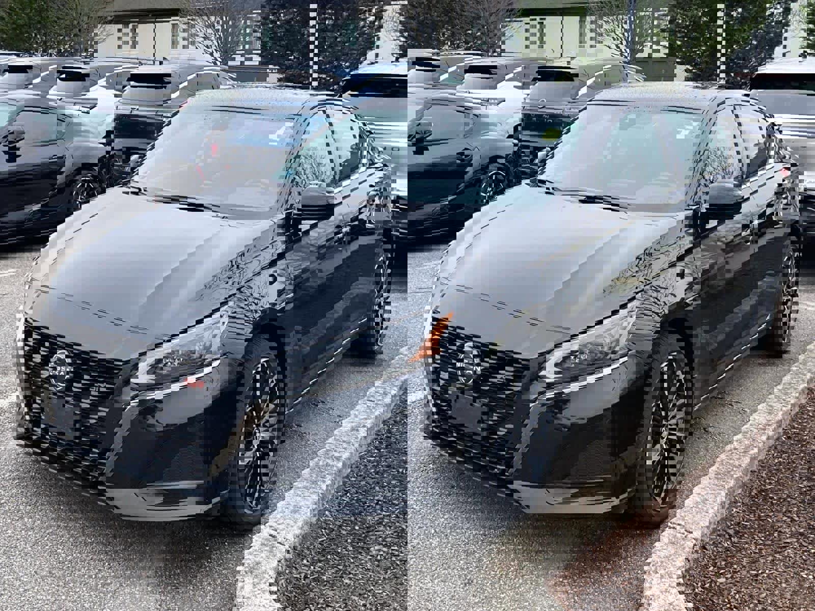 Used 2023 Nissan Altima 2.5 SR image 3