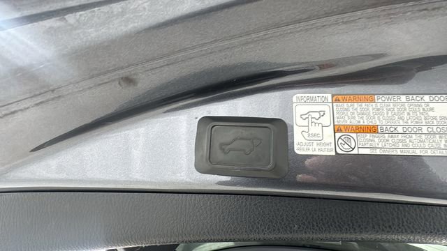 Used 2018 Toyota RAV4 XLE image 16