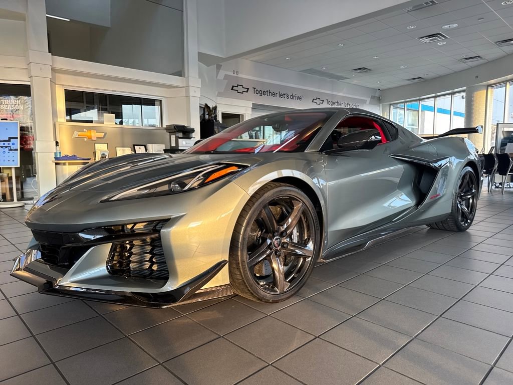 Used 2023 Chevrolet Corvette Z06 w/ Z07 Performance Package
