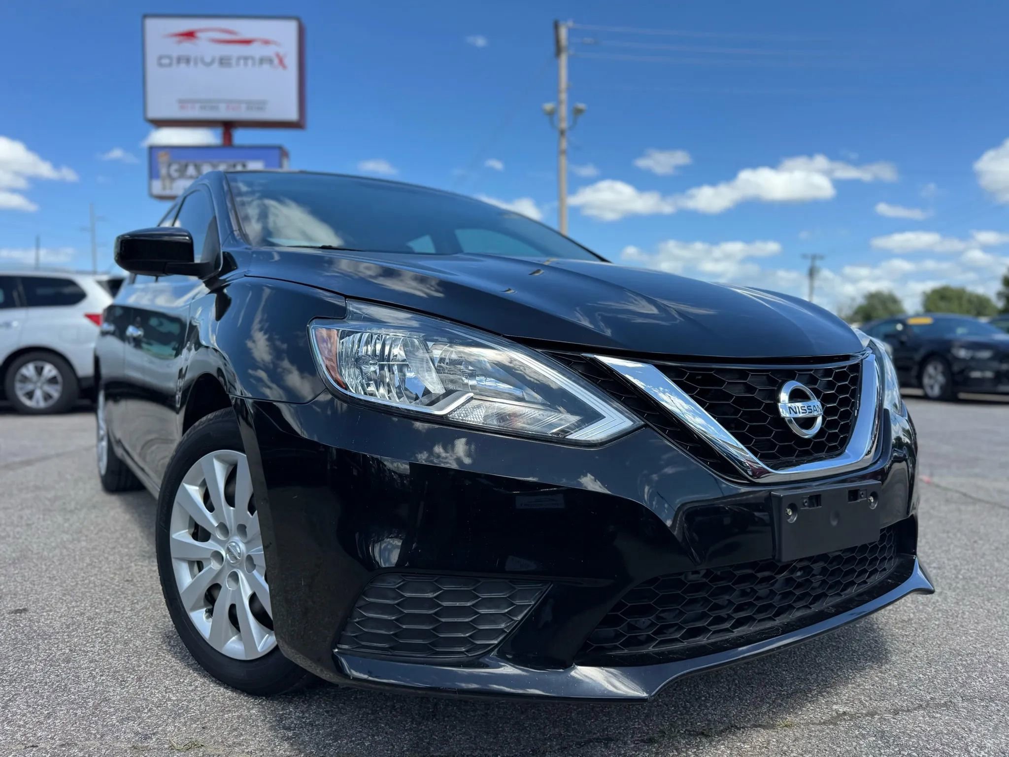 Used 2017 Nissan Sentra S image 28