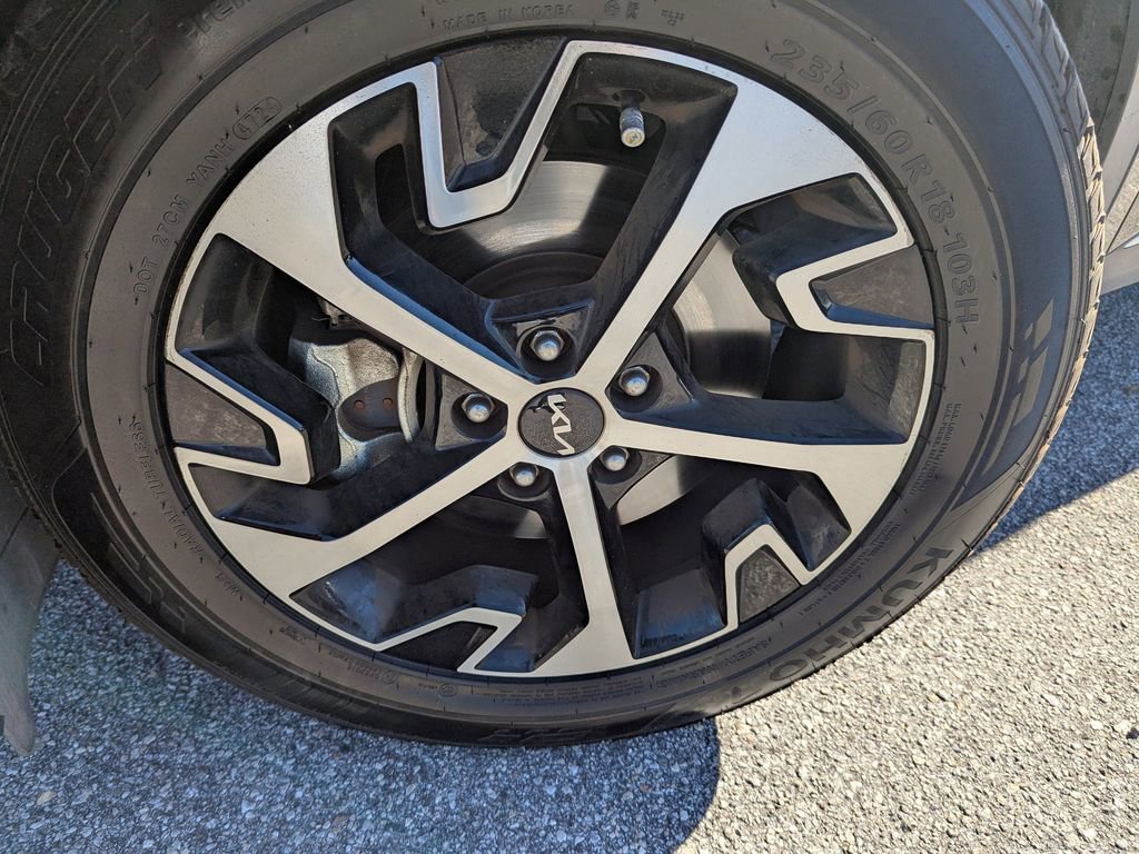 Certified 2023 Kia Sportage EX image 30