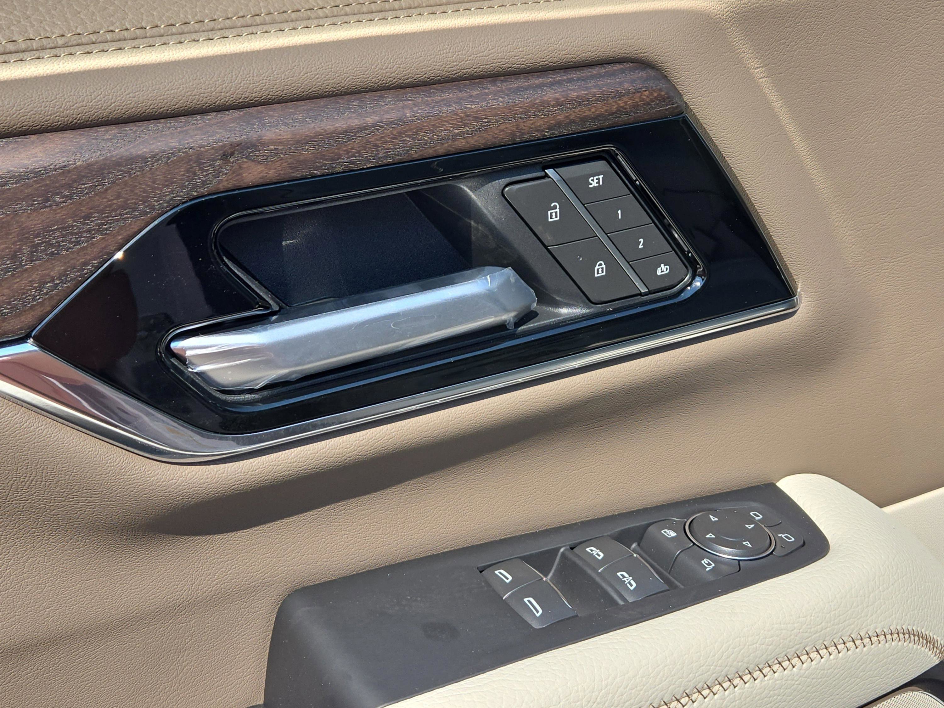 New 2026 GMC Yukon XL Denali w/ Advanced Technology Package image 14