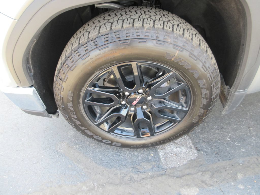 Certified 2026 GMC Sierra 1500 SLE RWD image 14