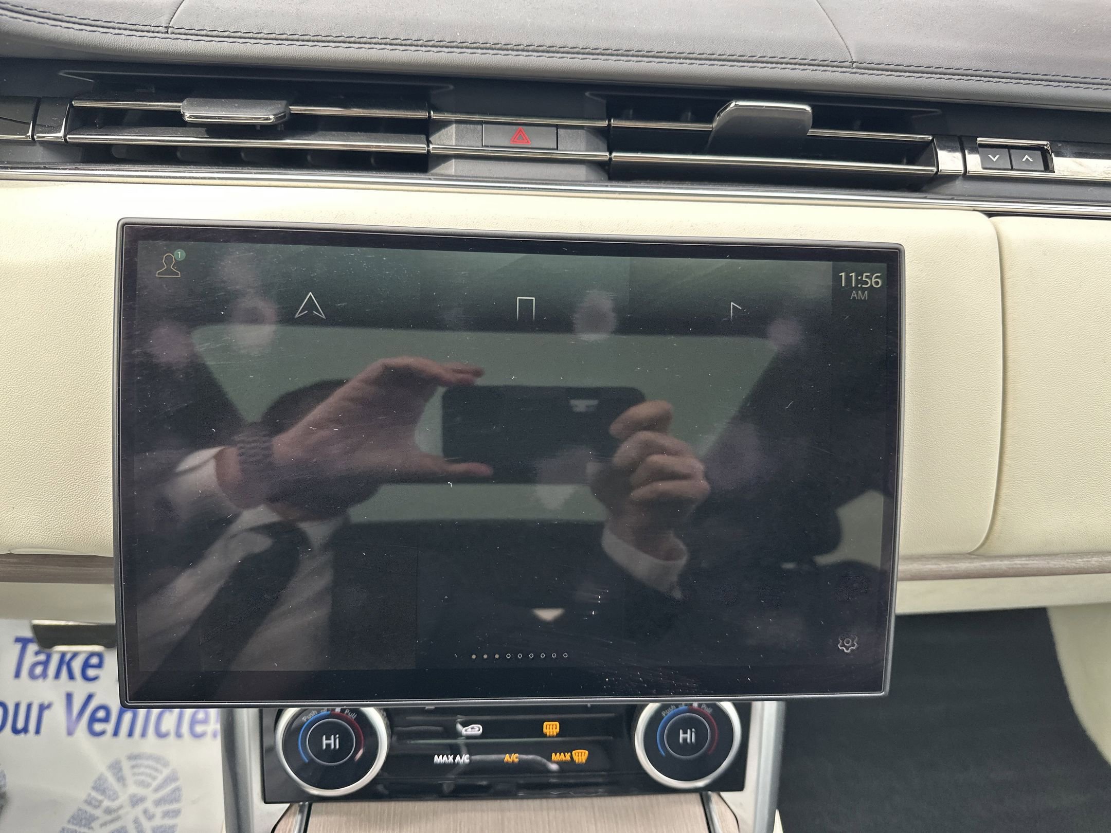 Used 2023 Land Rover Range Rover SE image 30