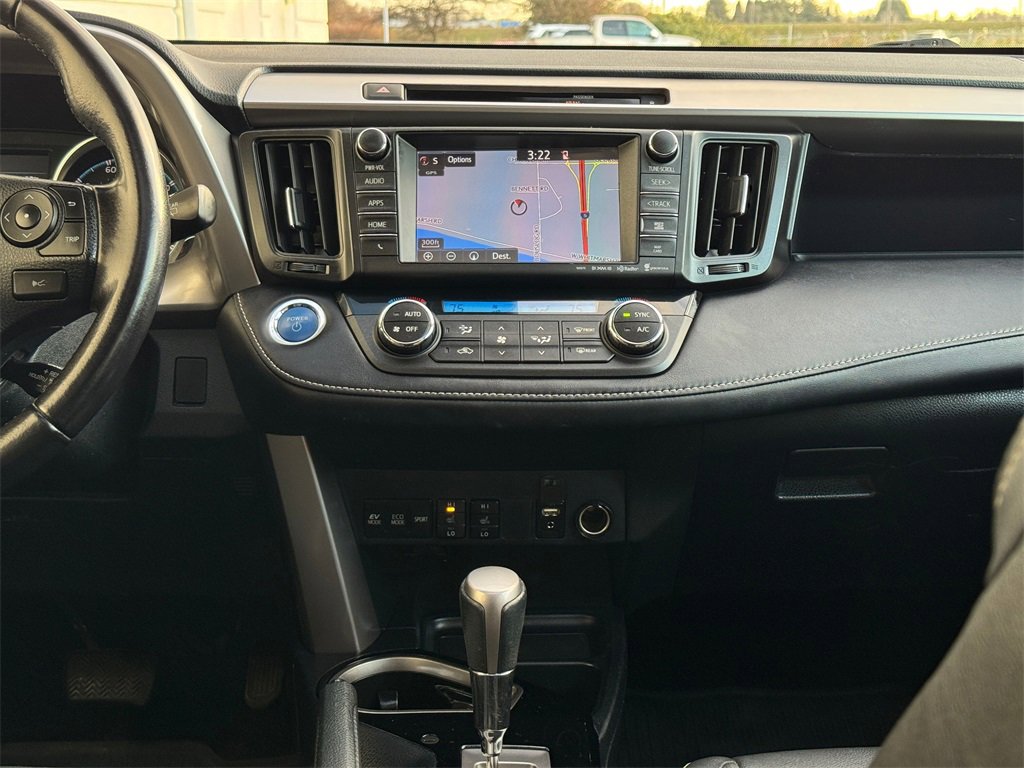 Used 2016 Toyota RAV4 Limited image 14