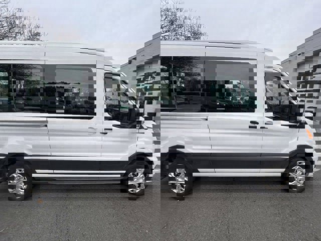 Used 2021 Ford Transit 350 XLT image 11