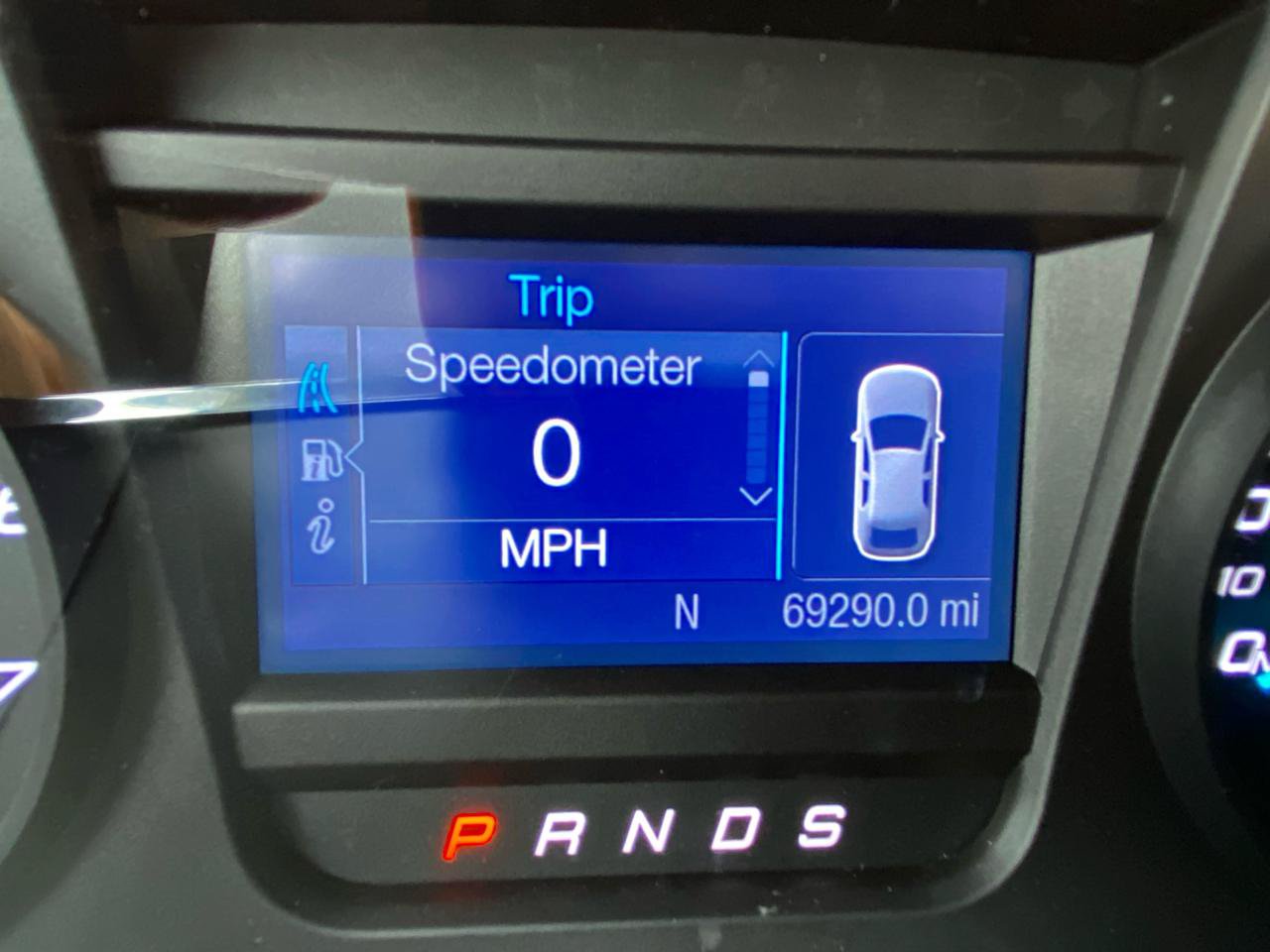 Used 2017 Ford Taurus SE FWD image 29
