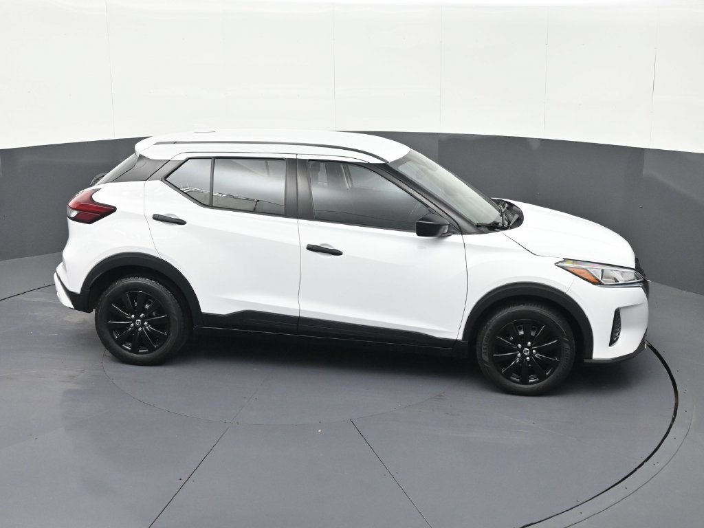 Used 2024 Nissan Kicks S FWD image 23