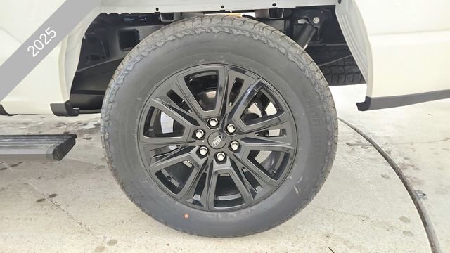 New 2025 Ford F150 Platinum w/ FX4 Off-Road Package AWD/4WD image 9