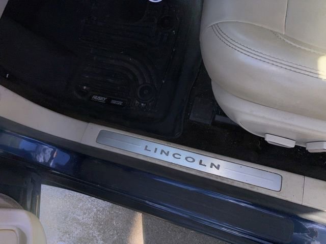 Used 2017 Lincoln MKZ Premiere FWD image 7