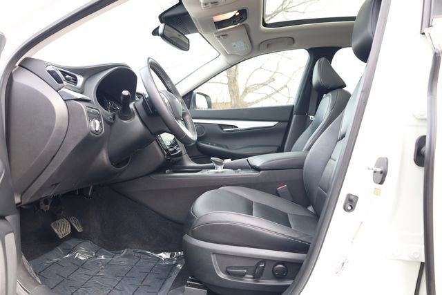 Used 2020 INFINITI QX50 Luxe w/ Cargo Package image 10