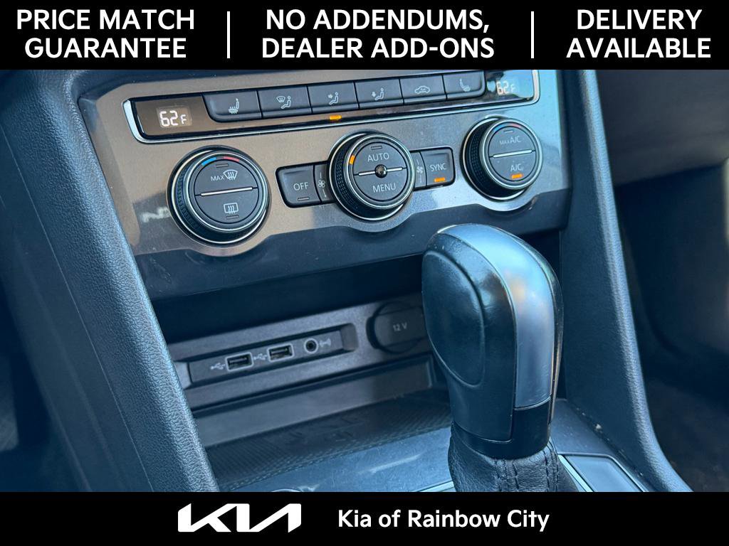 Used 2020 Volkswagen Tiguan SE image 30