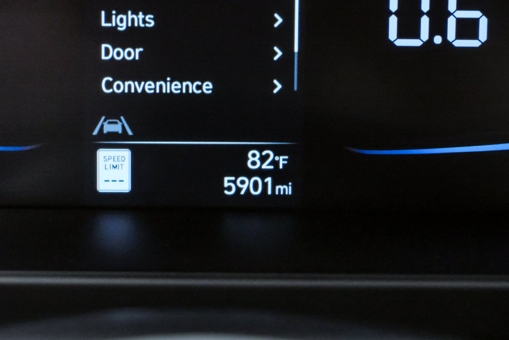 Certified 2026 Hyundai Elantra Sport FWD image 22