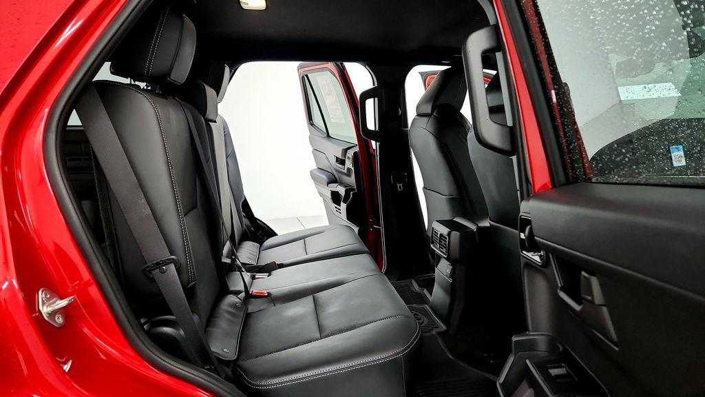 Certified 2025 Toyota 4Runner TRD Off-Road Premium w/ Tow Technology Package AWD/4WD image 17