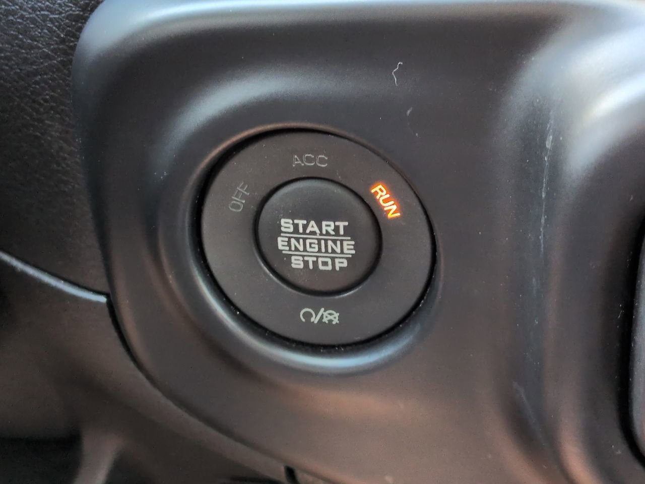 Used 2020 Jeep Gladiator Rubicon AWD/4WD image 29