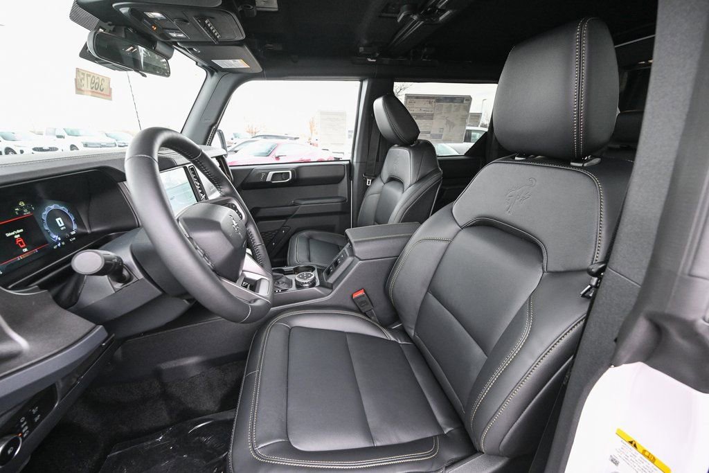 New 2025 Ford Bronco Badlands image 16