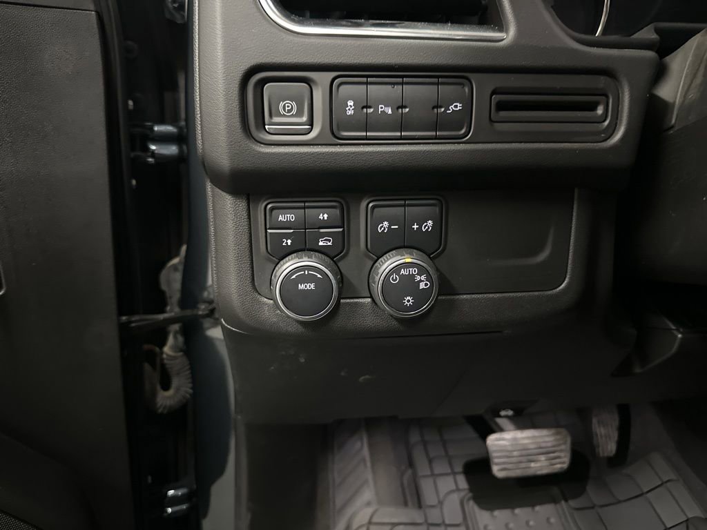 Used 2021 Chevrolet Tahoe LS image 30