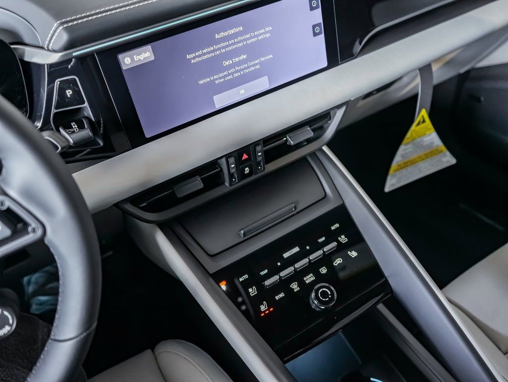 New 2026 Porsche Macan 4S Electric image 21