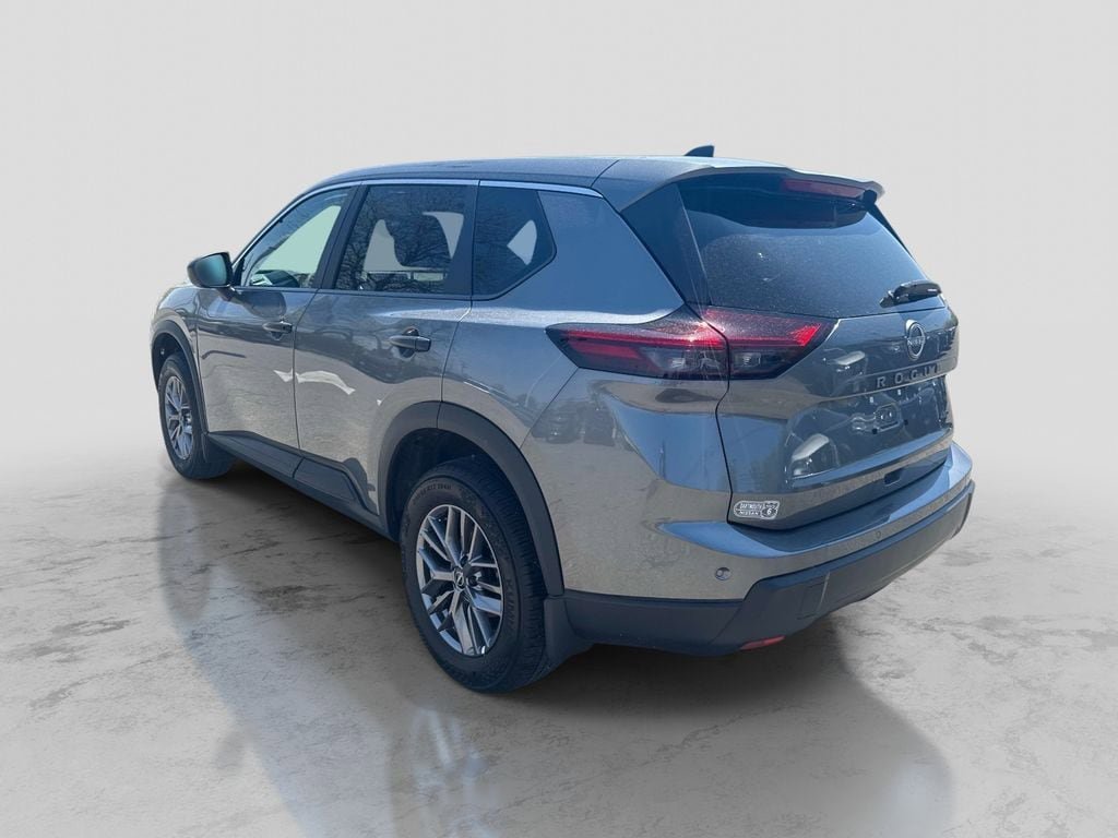 Certified 2025 Nissan Rogue S AWD/4WD image 3