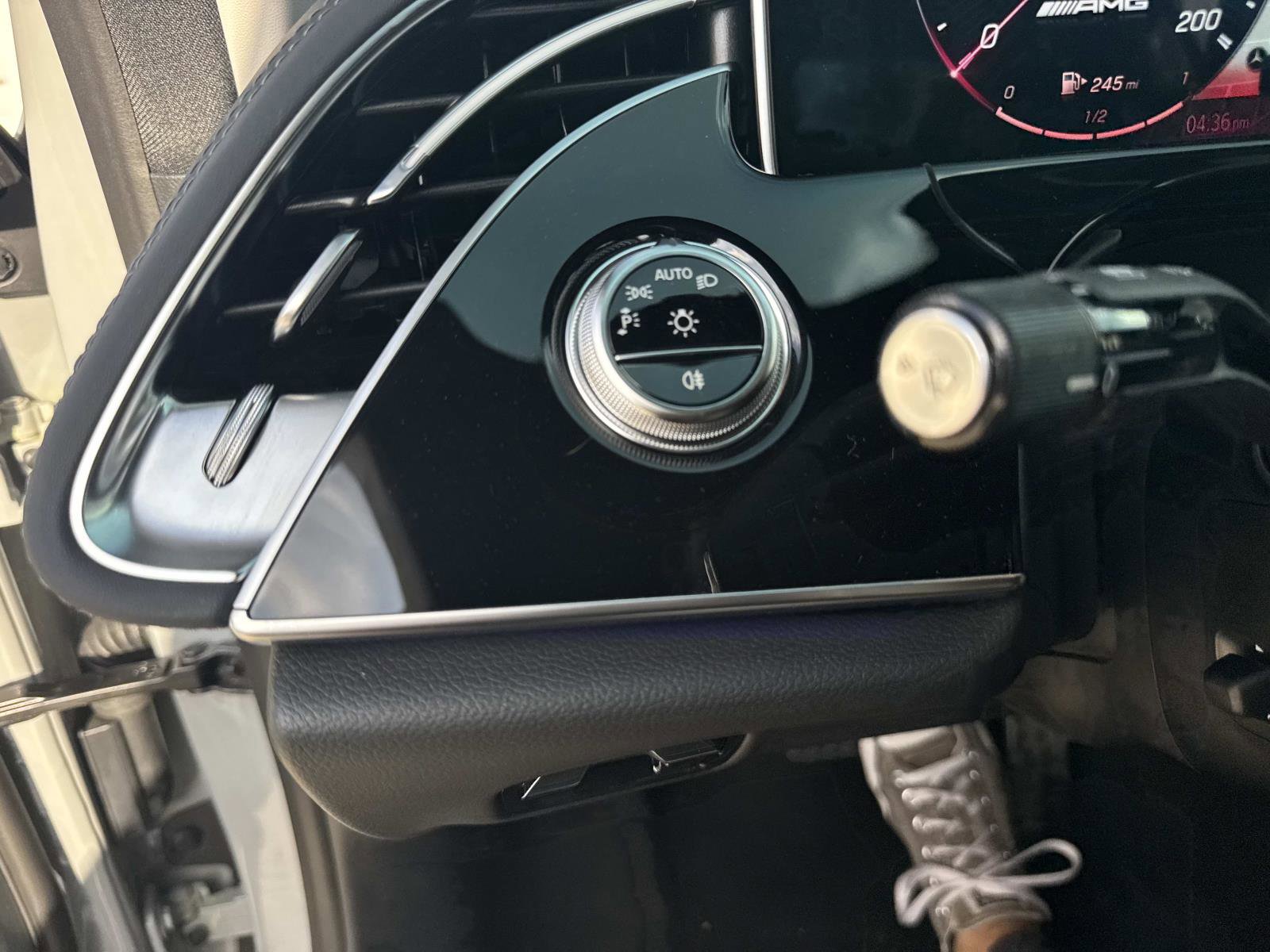 Certified 2026 Mercedes-Benz E 53 AMG e 4MATIC Sedan image 32