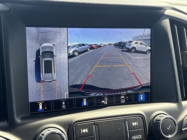 New 2023 GMC Terrain AT4 w/ Tech Package AWD/4WD image 14