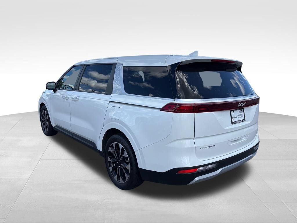 Certified 2023 Kia Carnival EX FWD image 9