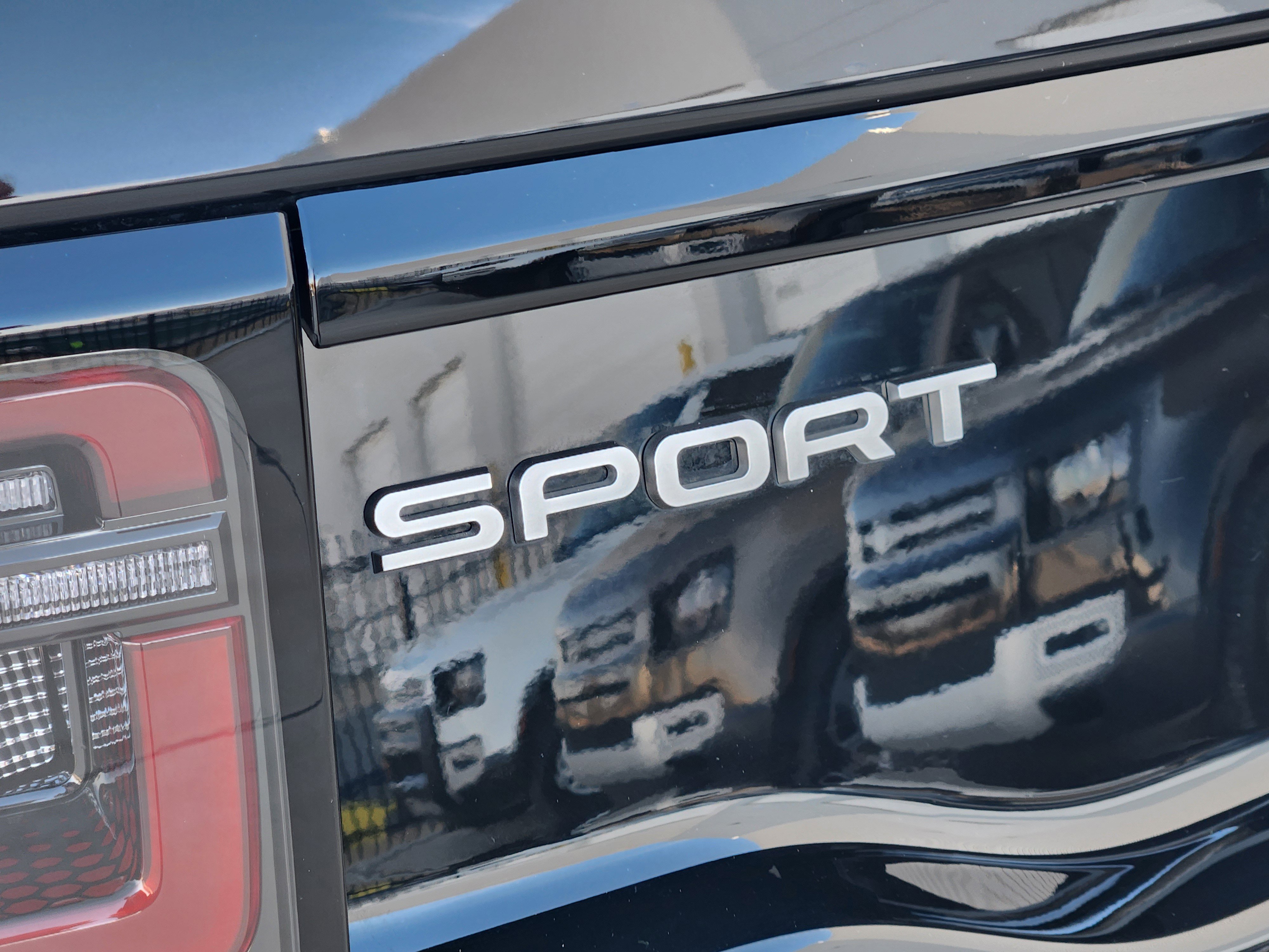 Certified 2025 Land Rover Discovery Sport S image 13