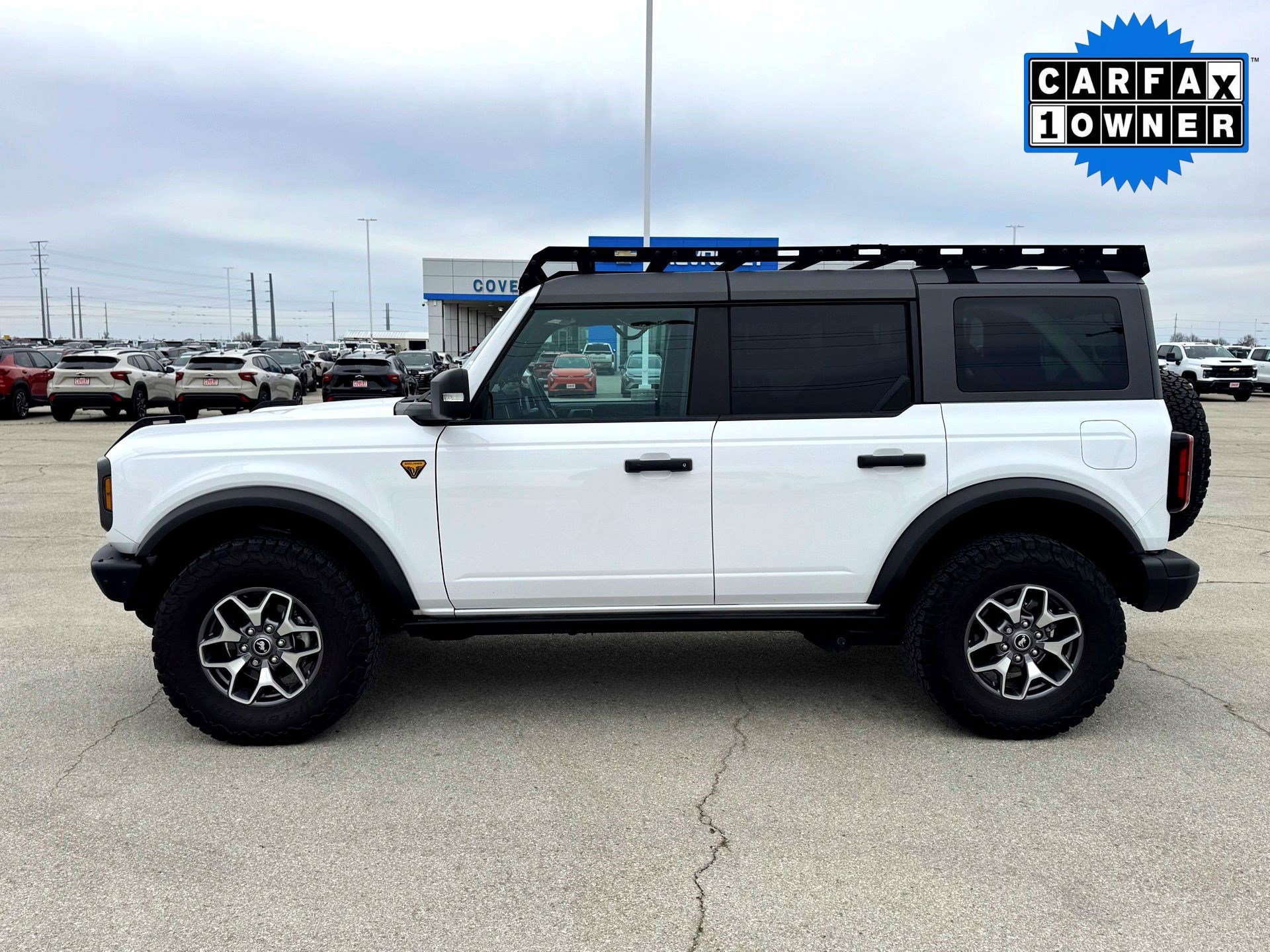 Used 2024 Ford Bronco Badlands image 11