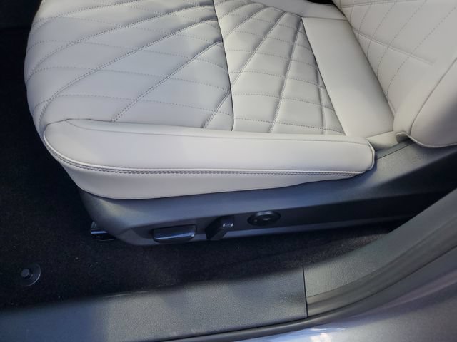 New 2026 Nissan Sentra SL w/ Floor Mat Package FWD image 19
