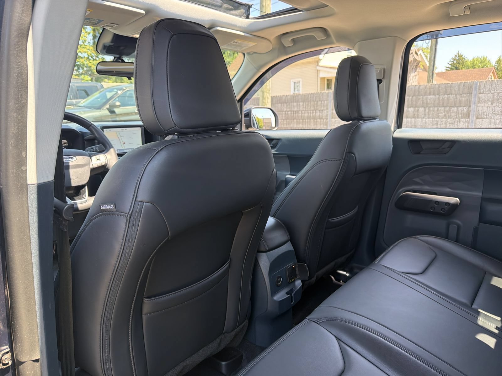 Used 2023 Ford Maverick Lariat w/ Lariat Luxury Package FWD image 20