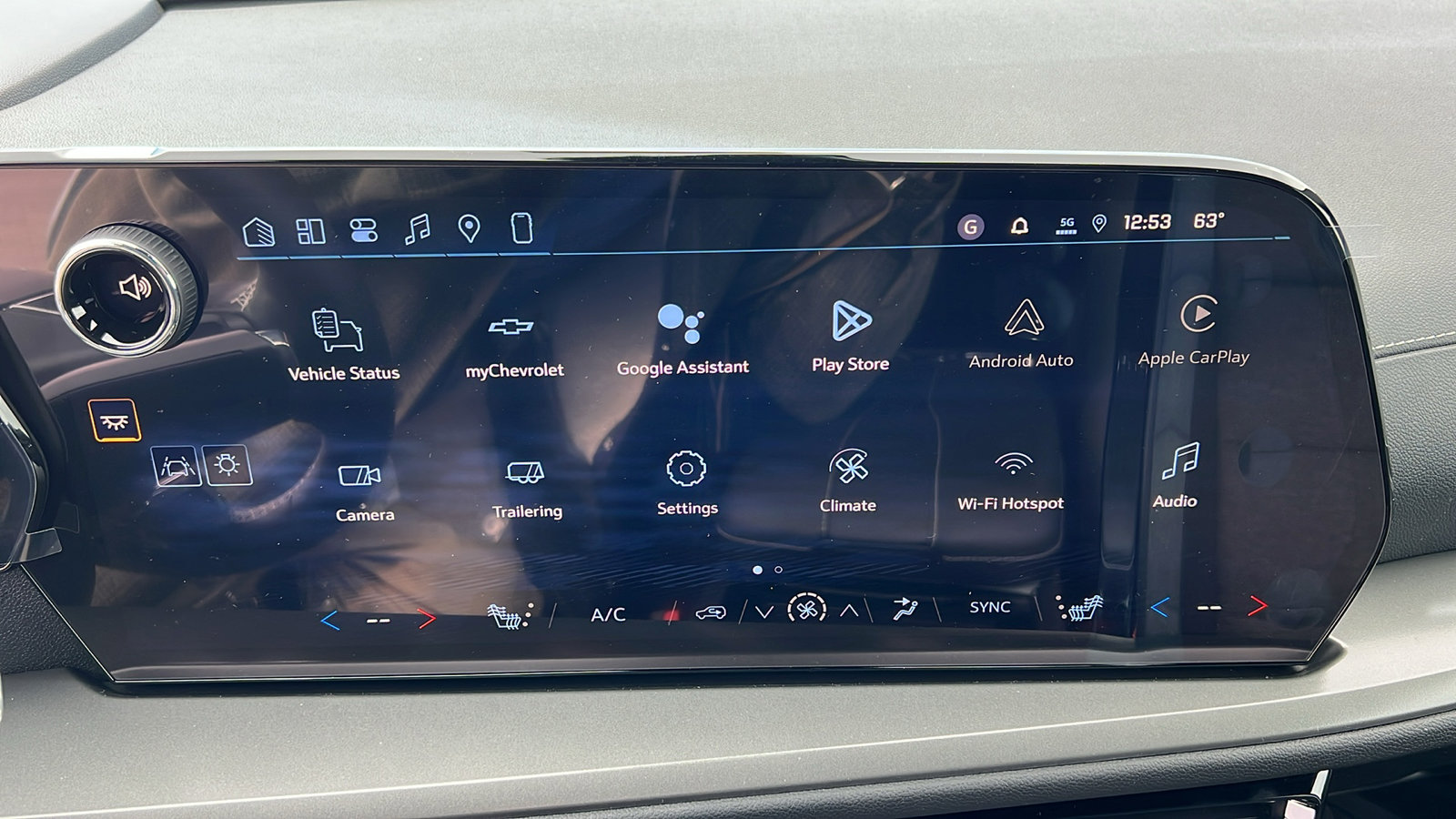 New 2026 Chevrolet Traverse LT w/ Driver Confidence Package image 22