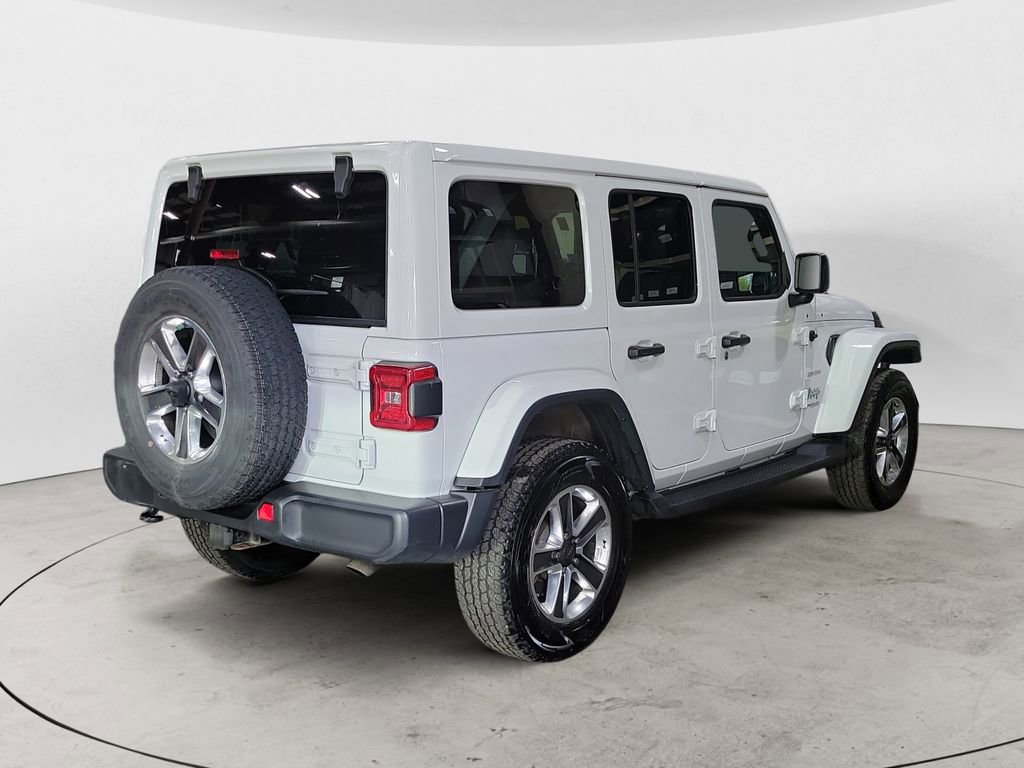 Used 2018 Jeep Wrangler Unlimited Sahara AWD/4WD image 5
