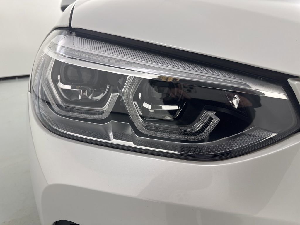 Used 2021 BMW X3 xDrive30i w/ Executive Package image 9