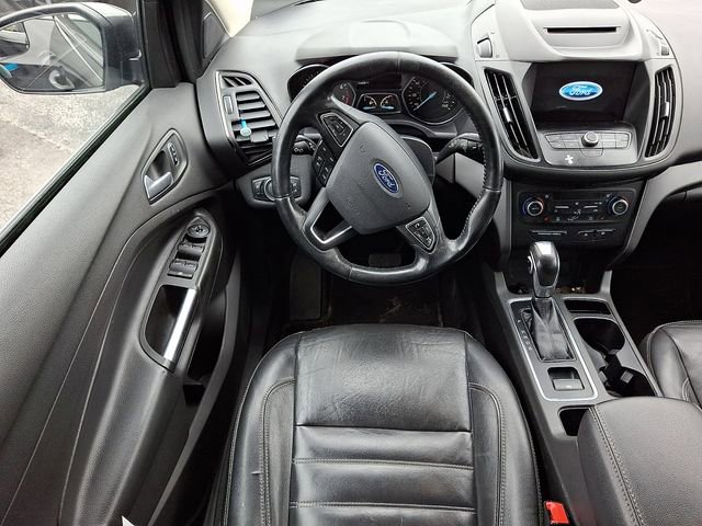 Used 2018 Ford Escape SEL image 10
