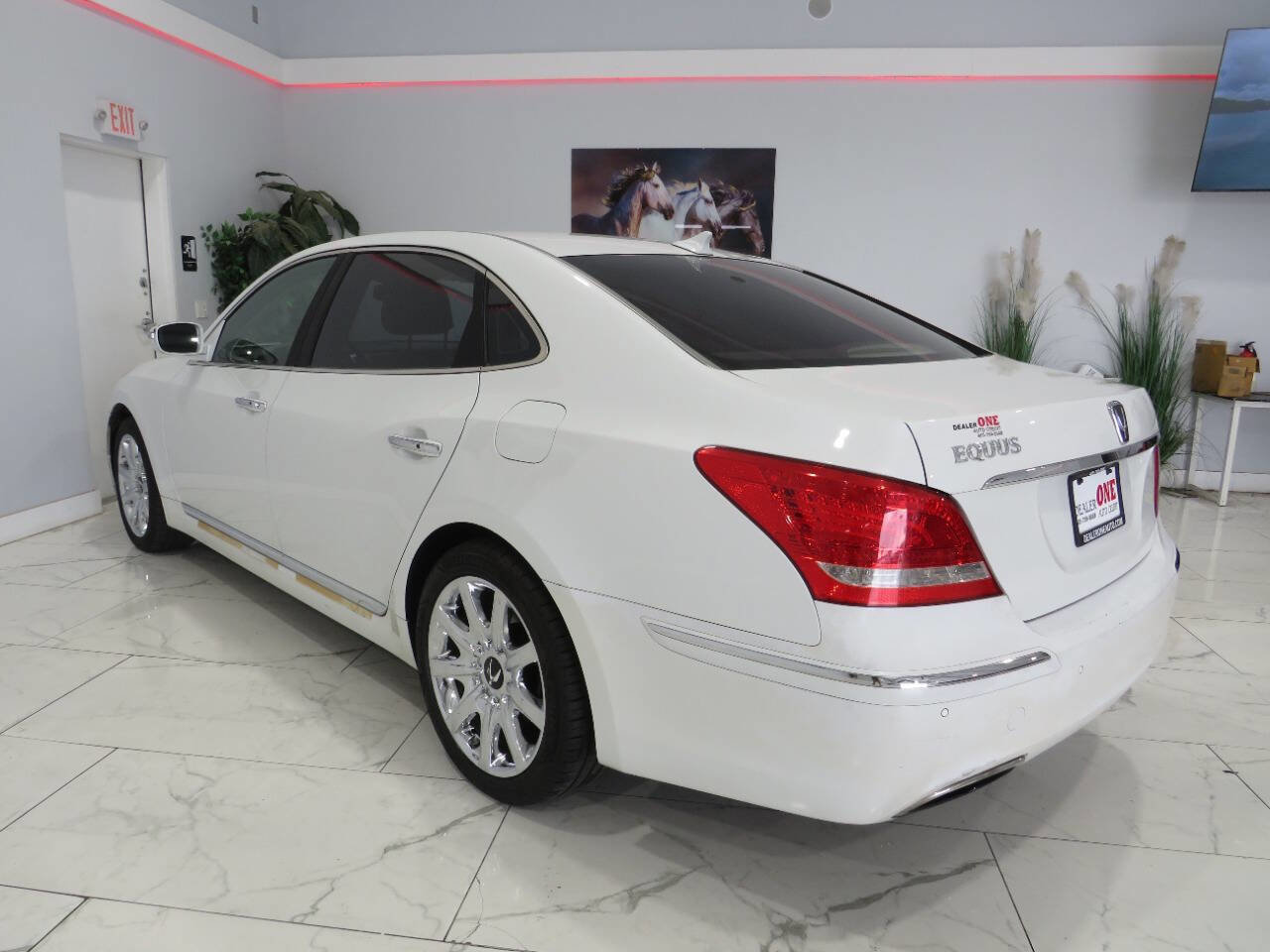 Used 2012 Hyundai Equus Signature image 5