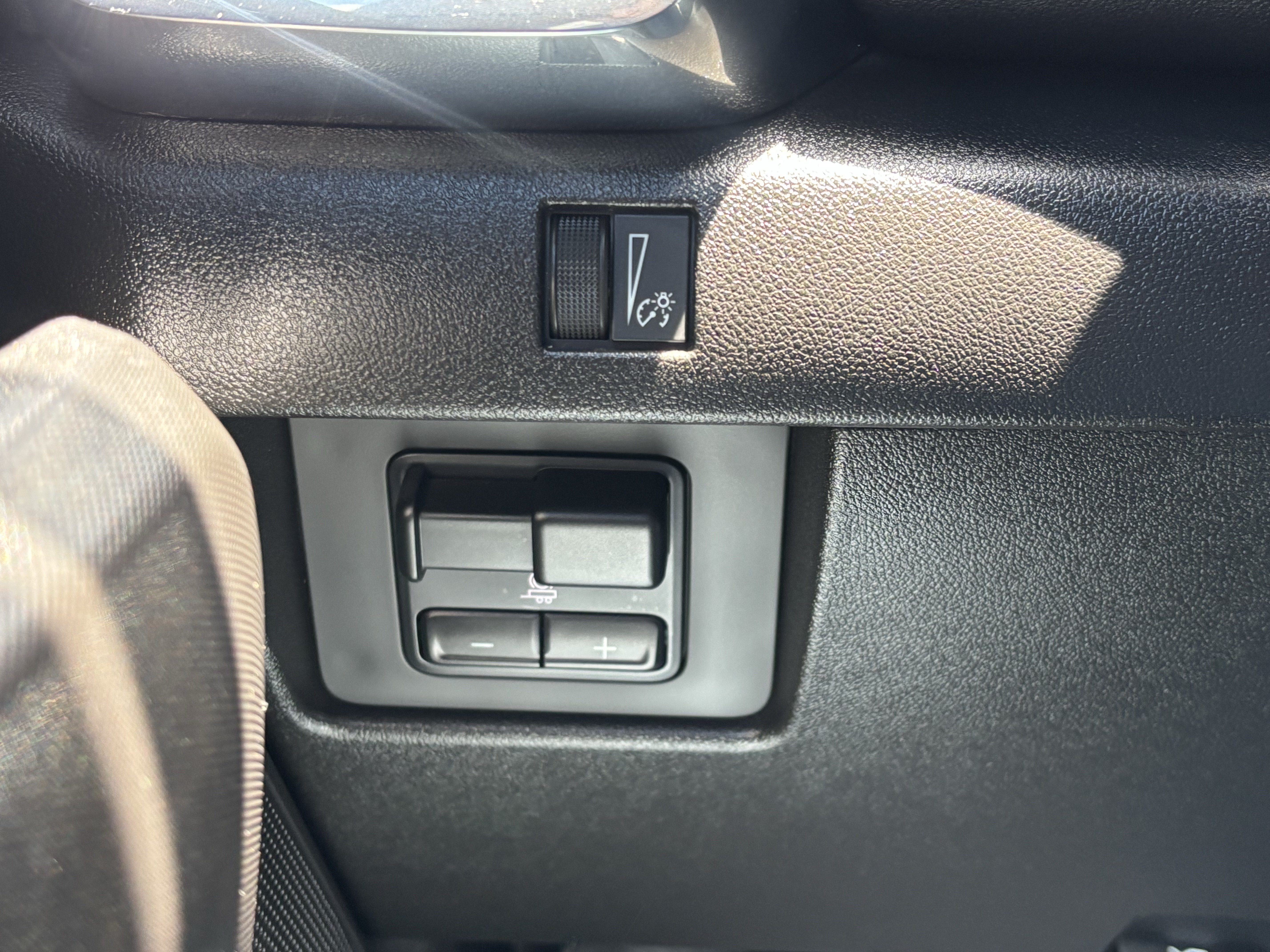 Used 2023 GMC Canyon Elevation w/ Convenience Package RWD image 39