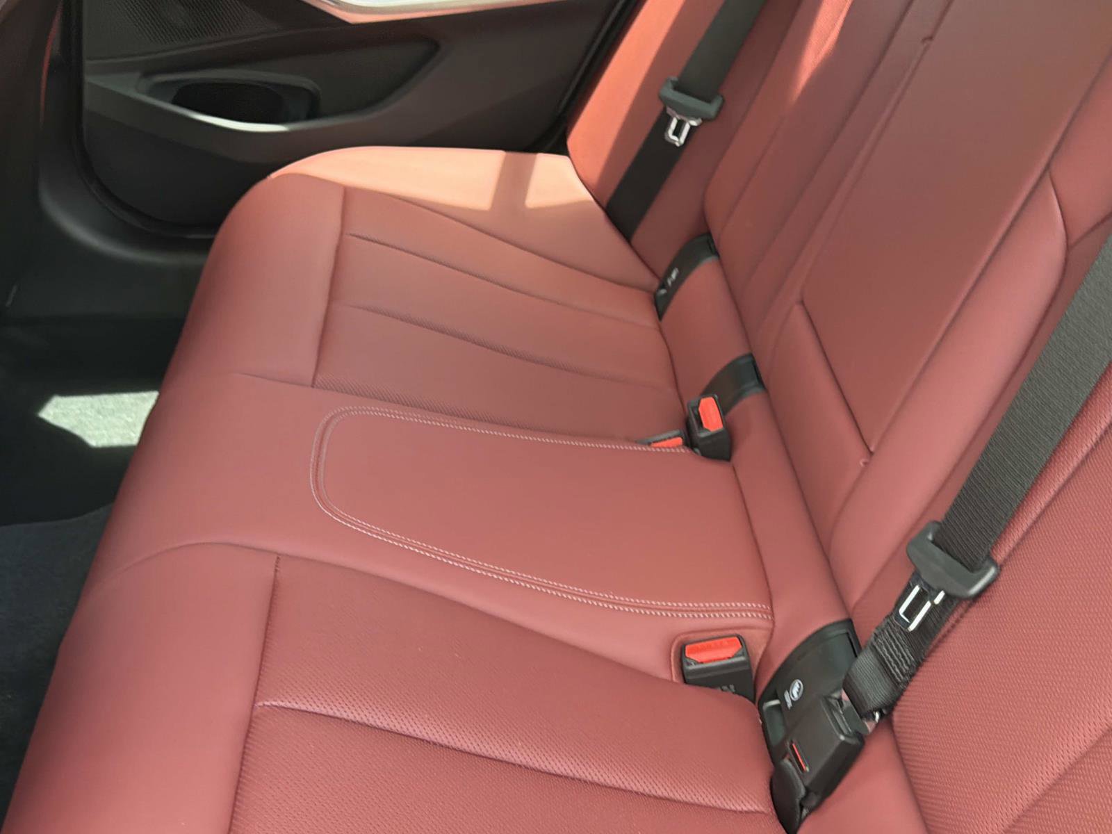 Used 2025 BMW 330i Sedan RWD image 13