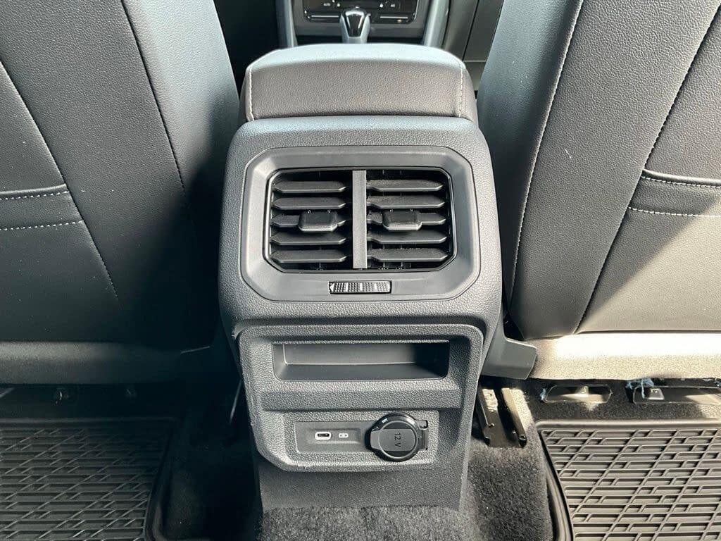 Certified 2023 Volkswagen Tiguan SE AWD/4WD image 15