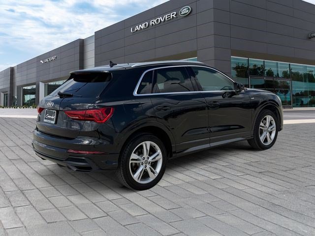 Used 2020 Audi Q3 2.0T Premium w/ Convenience Package AWD/4WD image 5