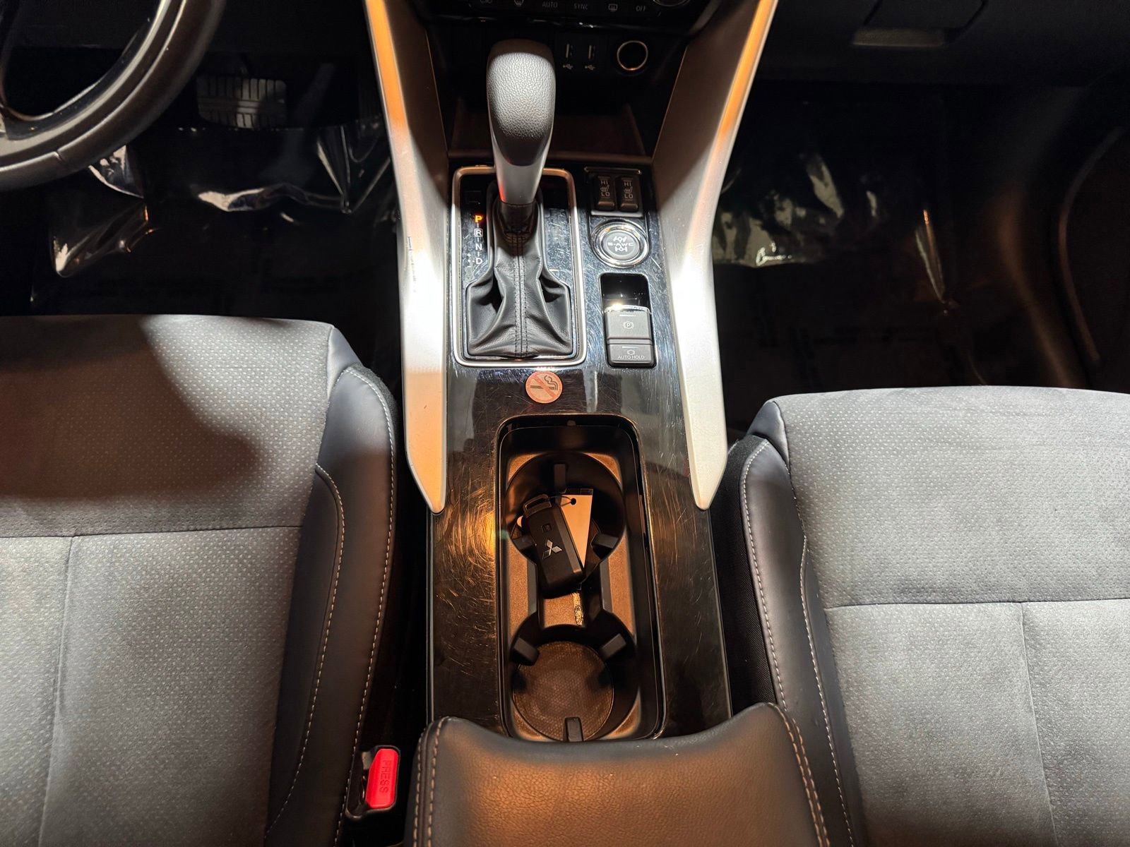 Used 2024 Mitsubishi Eclipse Cross SE image 27