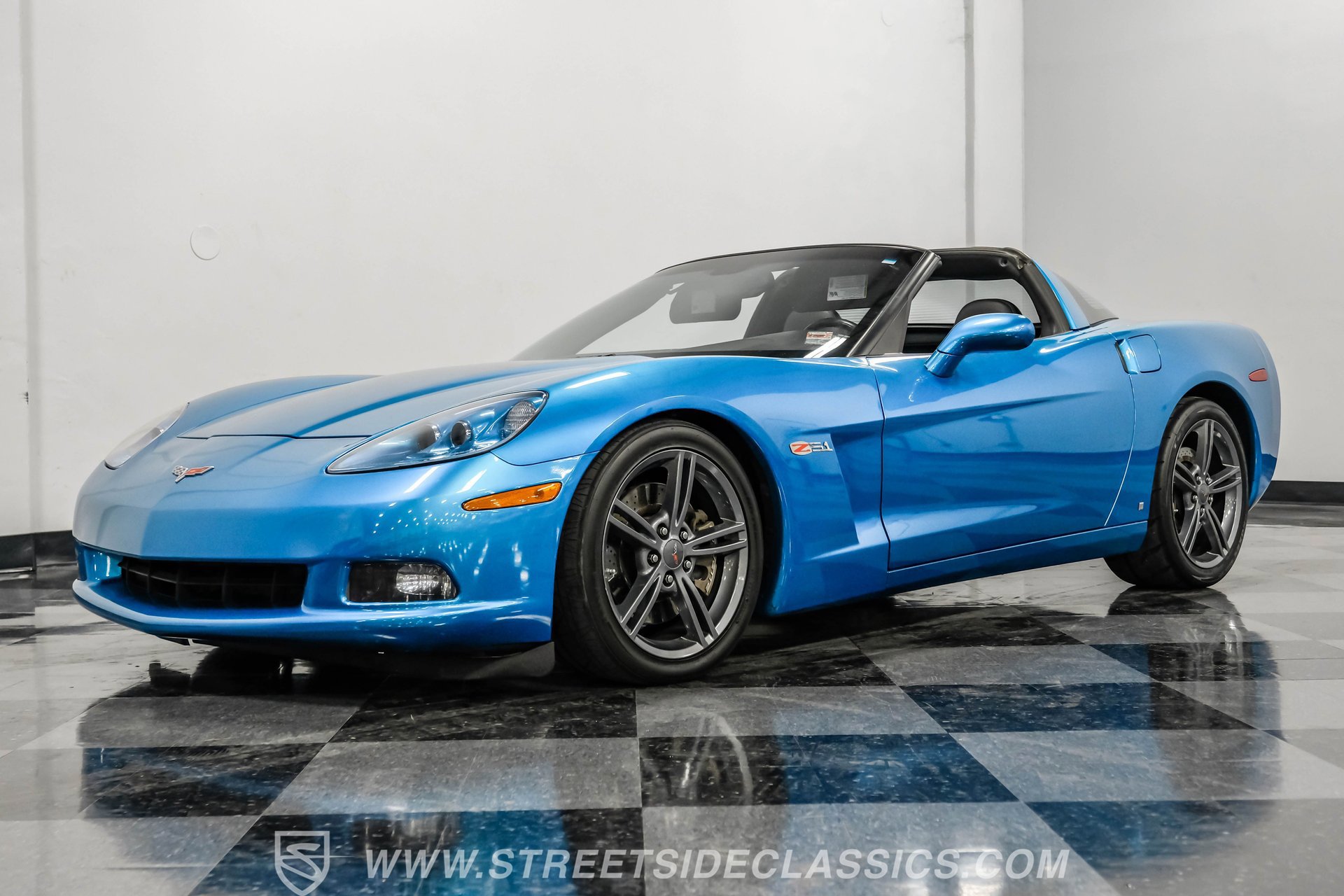 Used 2008 Chevrolet Corvette Coupe w/ Z51 Performance Package image 20